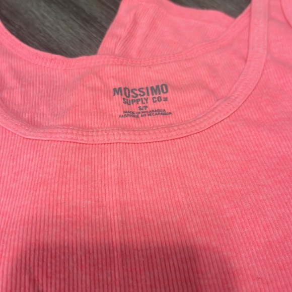 Pink Ribbed Tank Top - Picture 2 of 3